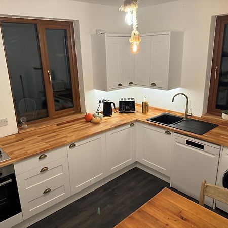 3 Bed Ground Floor Apartment - Hot Tub Optional Upgrade Hythe  Exterior photo